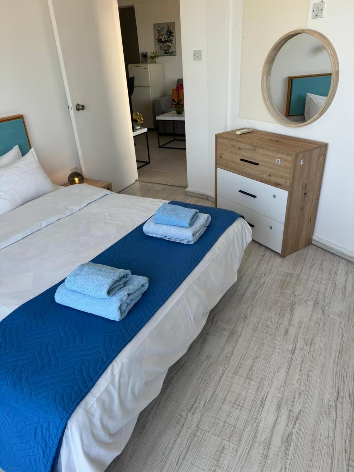 Alex Beach Apartment 203 Larnaca Zewnętrze zdjęcie