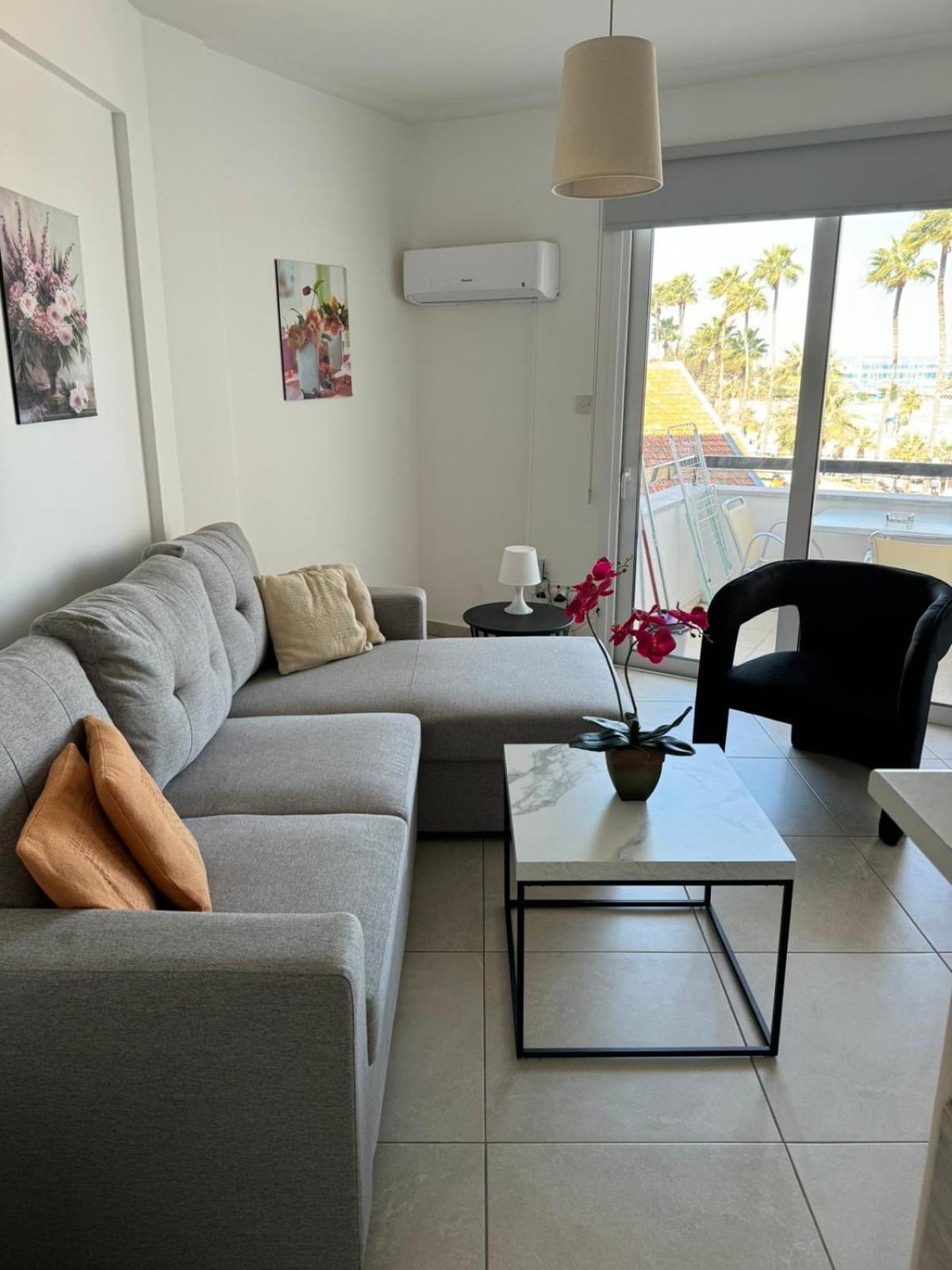 Alex Beach Apartment 203 Larnaca Zewnętrze zdjęcie