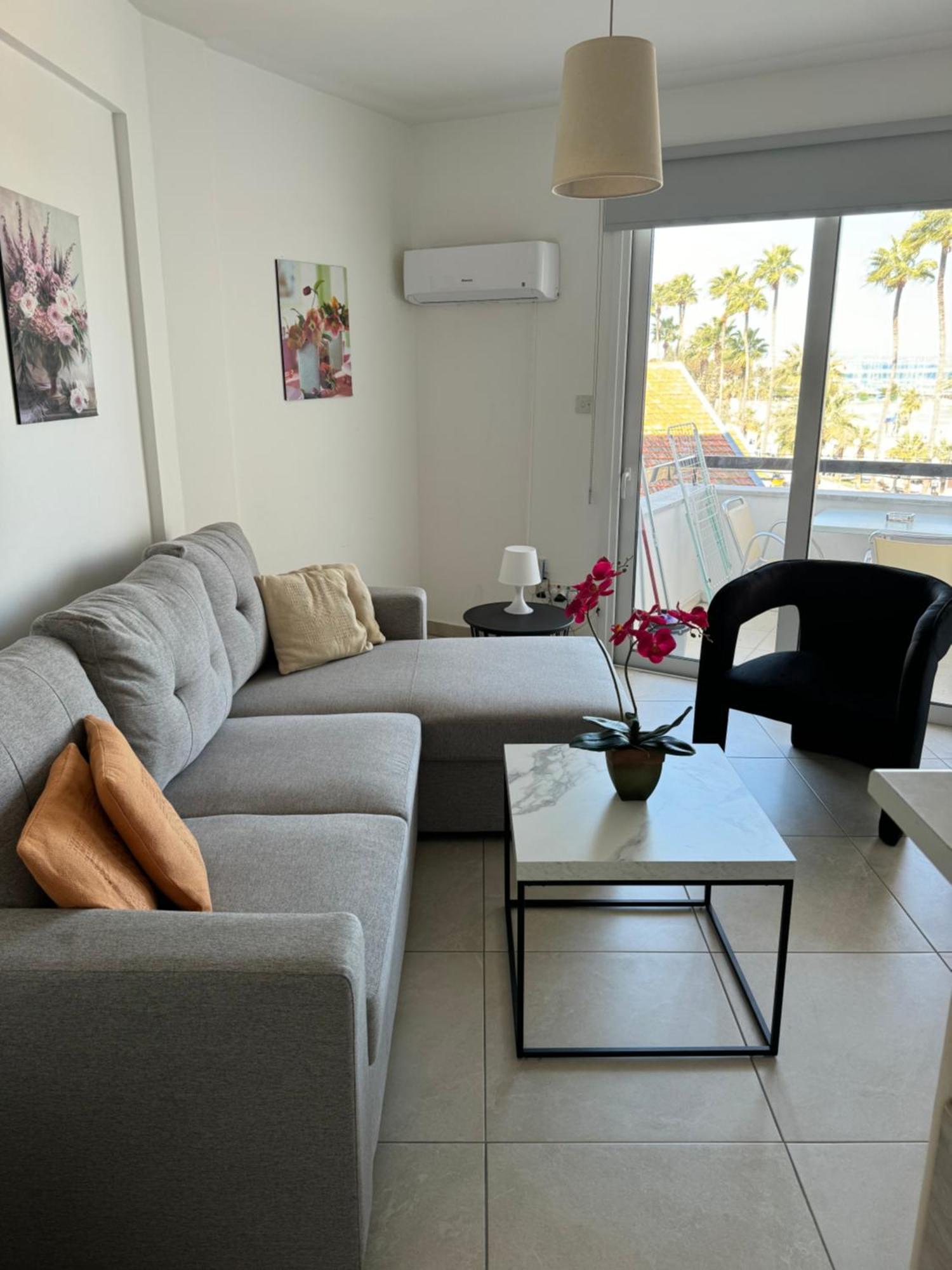 Alex Beach Apartment 203 Larnaca Zewnętrze zdjęcie